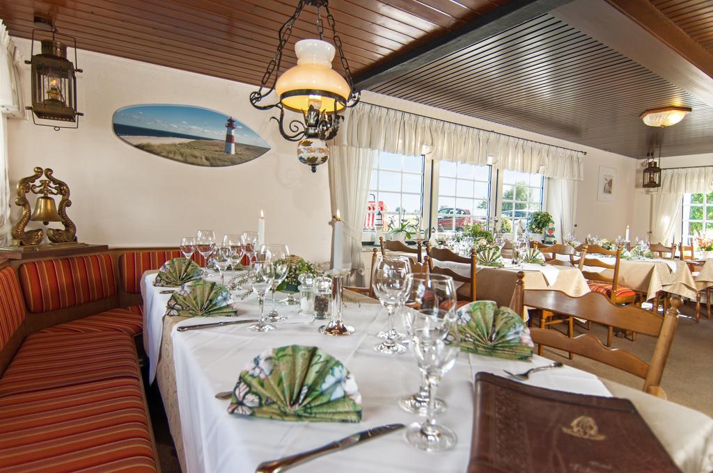 Hotel-Restaurant Faehr-Cafe Niesgrau Eksteriør bilde